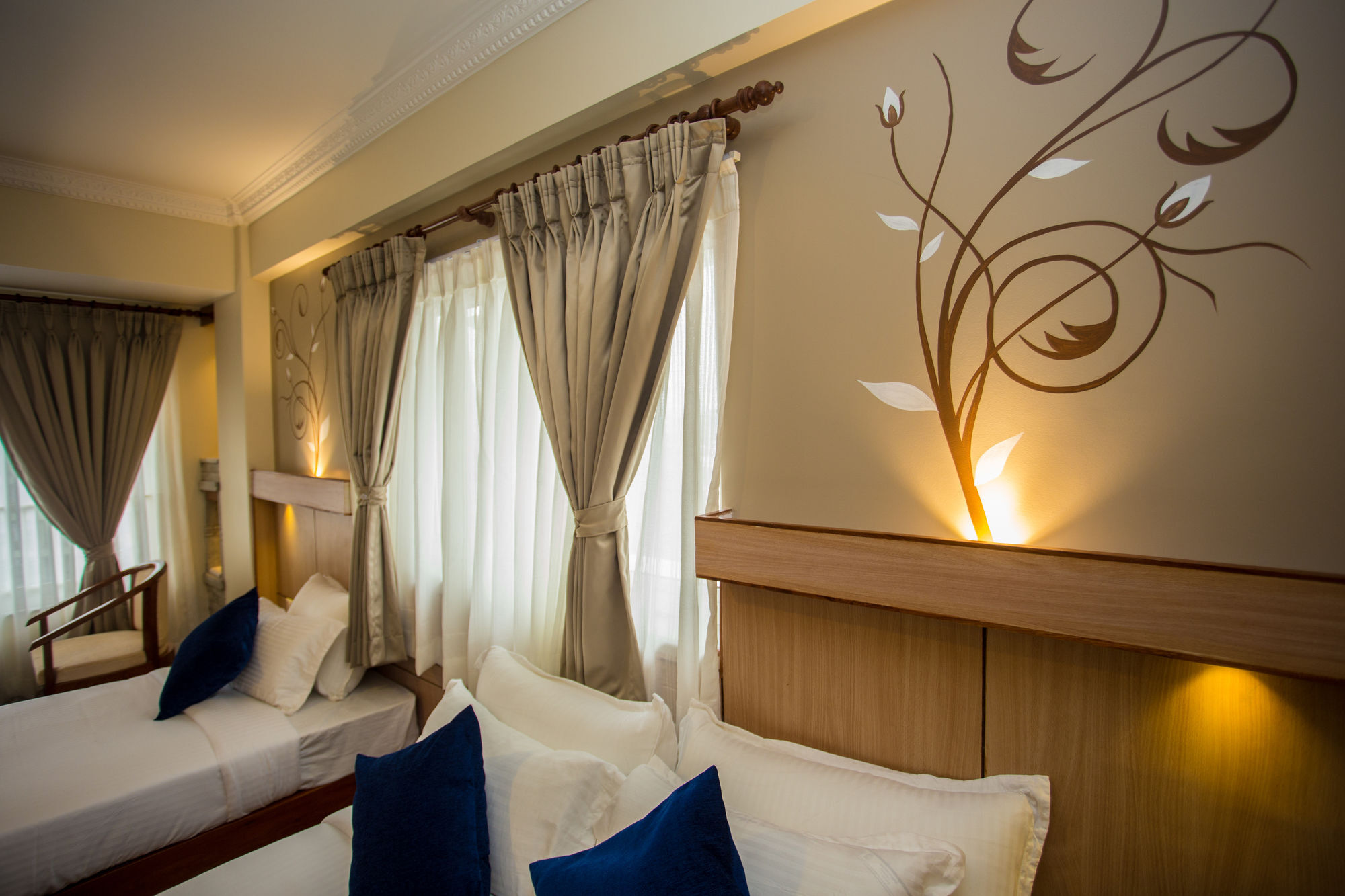 Hotel White Pearl Pokhara Exterior foto