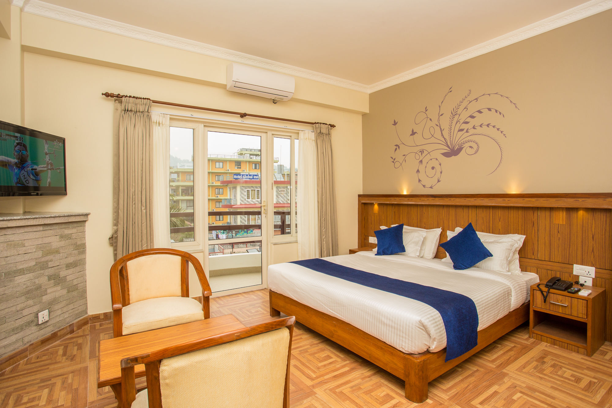 Hotel White Pearl Pokhara Exterior foto