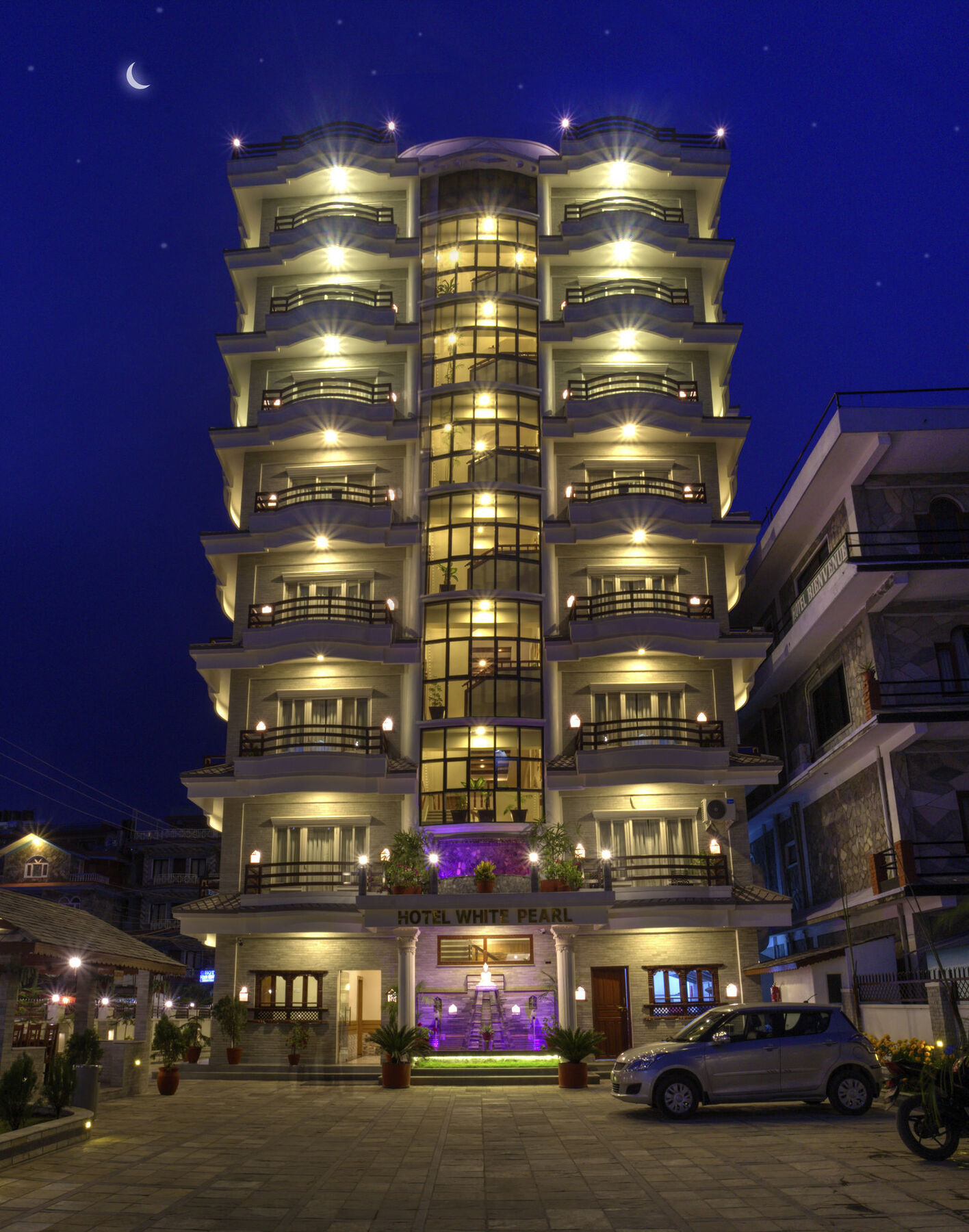 Hotel White Pearl Pokhara Exterior foto